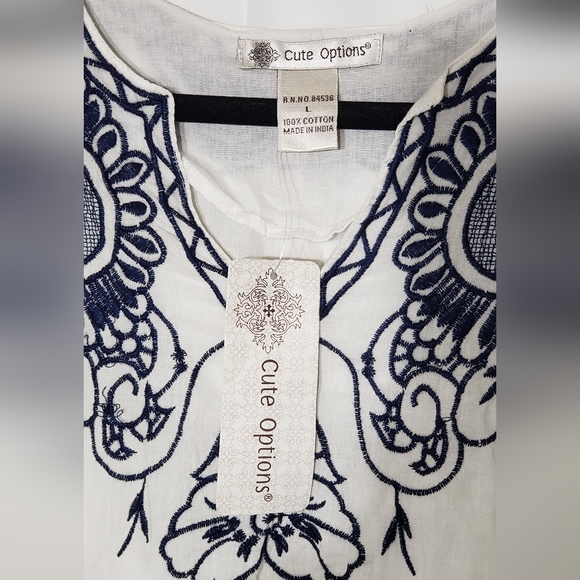 Boho tunic blouse, w/blue embroidered accents. NWT - Picture 8 of 10